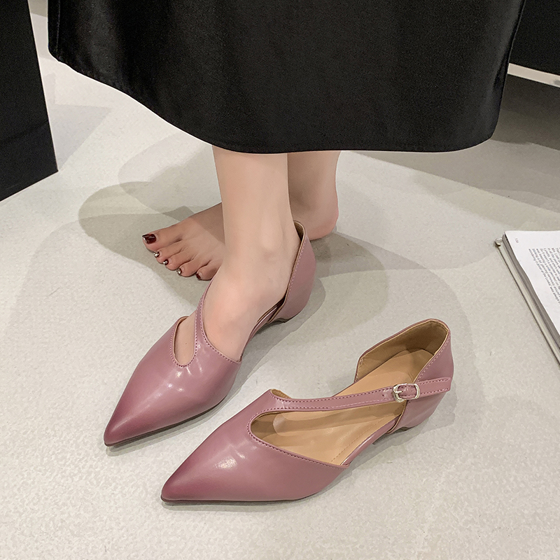 Pump Heel Block - フランス製ポインテッドトゥサンダル レディース 夏用 通気性のある中空メリージェーン ブロックヒールパンプス