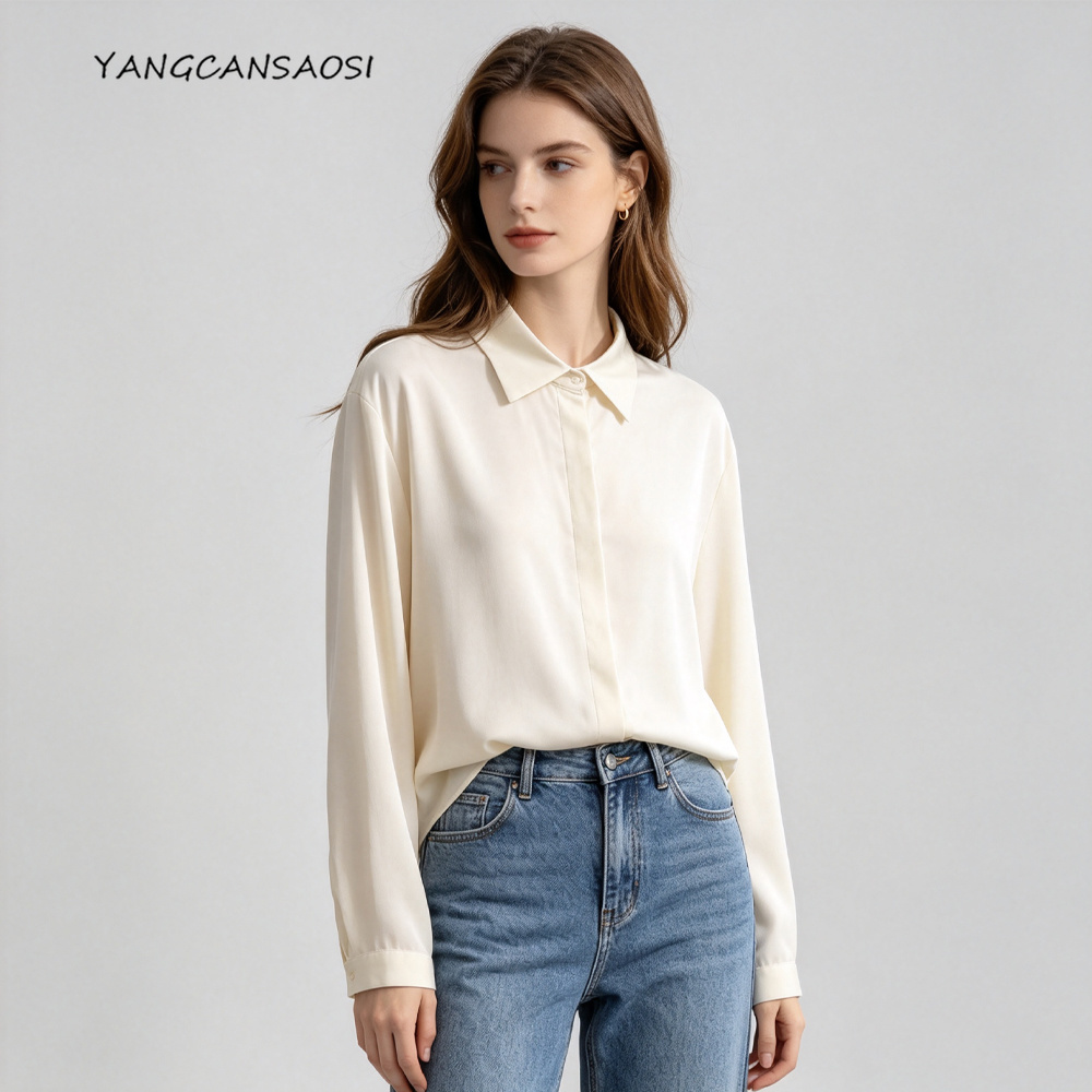 Silk Blouse - プラスサイズ女性向け、初秋の新作。93％天然シルクを使用した、伸縮性のあるダブルキオサテン素材の、着回ししやすい長袖シャツ。