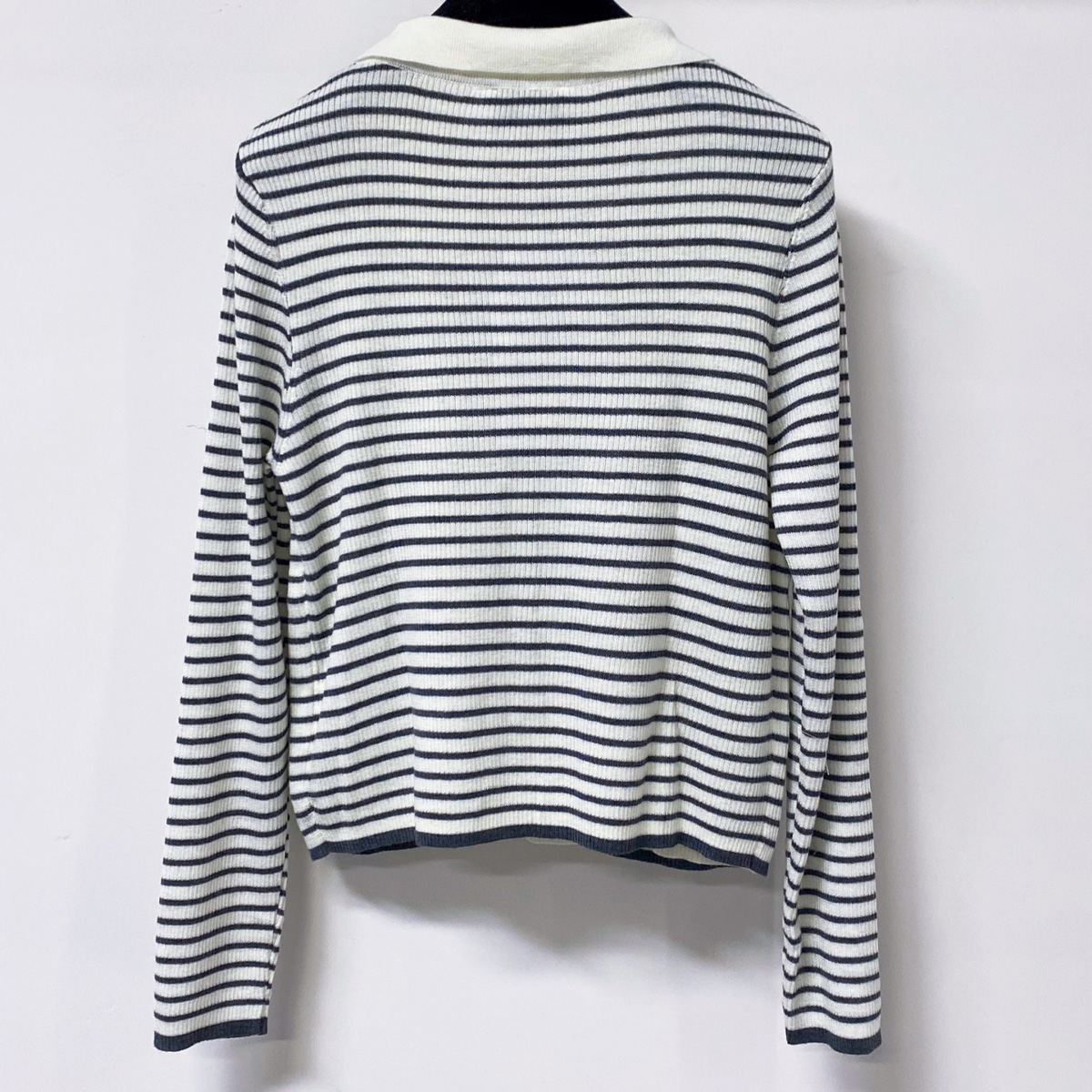 高品質の女性ポロ襟ストライプニット長袖トップフェイクツーピー - Silk Blouse のレビューと価格