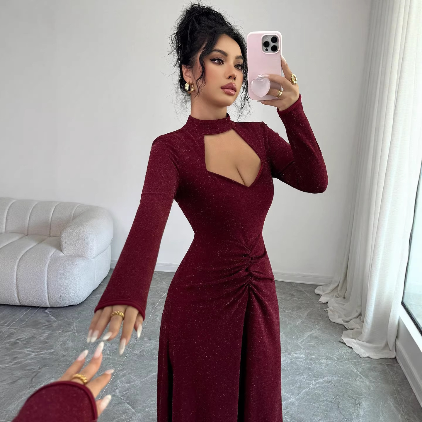 20256 春のセクシーなフィットミディドレス プリーツ入り - Midi Dress のレビューと価格