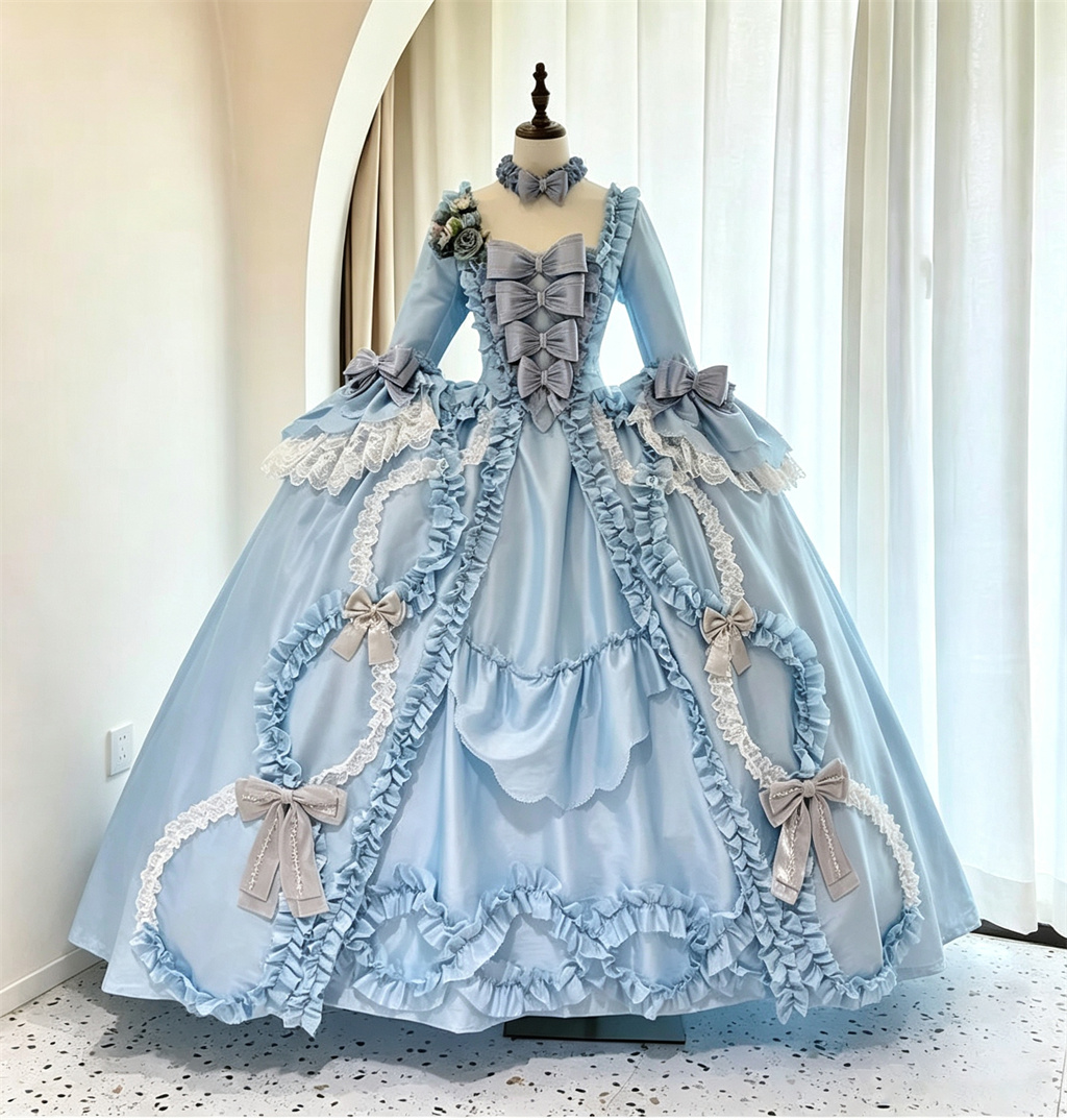 18世紀ロココブルーローブ・ア・ラ・フランセーズドレス マリ - Evening Gown のレビューと価格