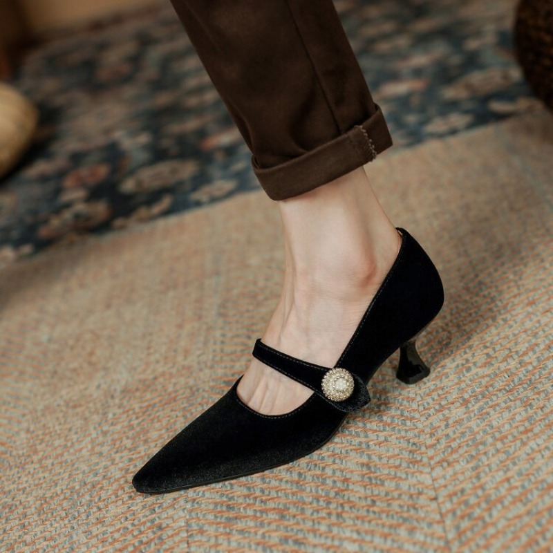 ワインレッド ポインテッドトゥ メリージェーンシューズ レデ - Womens Heels のレビューと価格