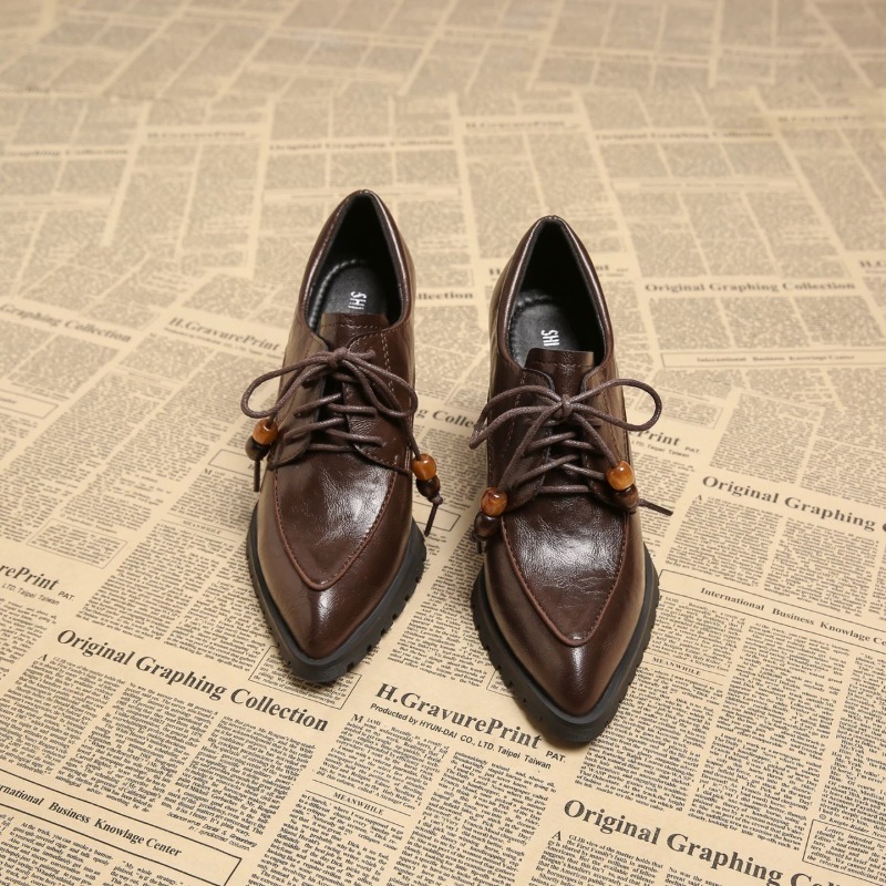 レトロなストラップ付きディープマウスシングルシューズ、レディ - Pump Heel Block のレビューと価格