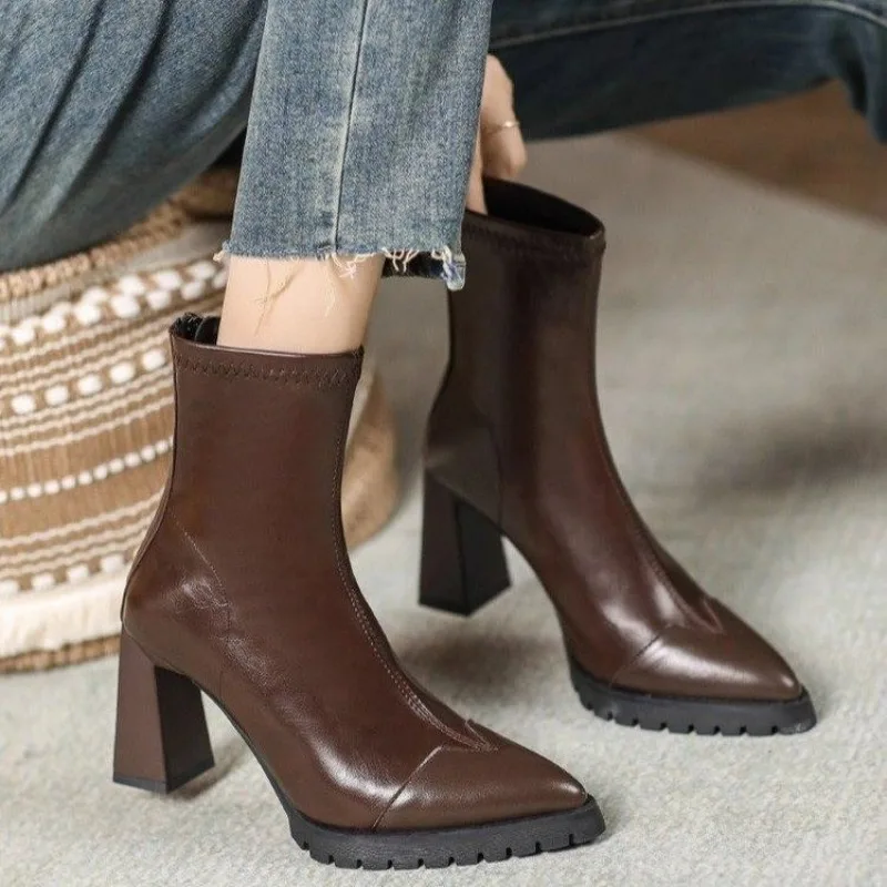 ポインテッドトゥ フレンチ タイトブーツ ストレッチブーツ  - Pump Heel Block のレビューと価格