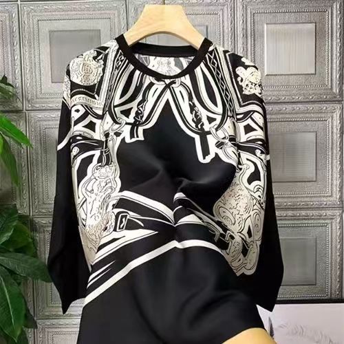 女性用ドレープ効果のあるシルクトップ、レトロなプリントのルー - Silk Blouse のレビューと価格