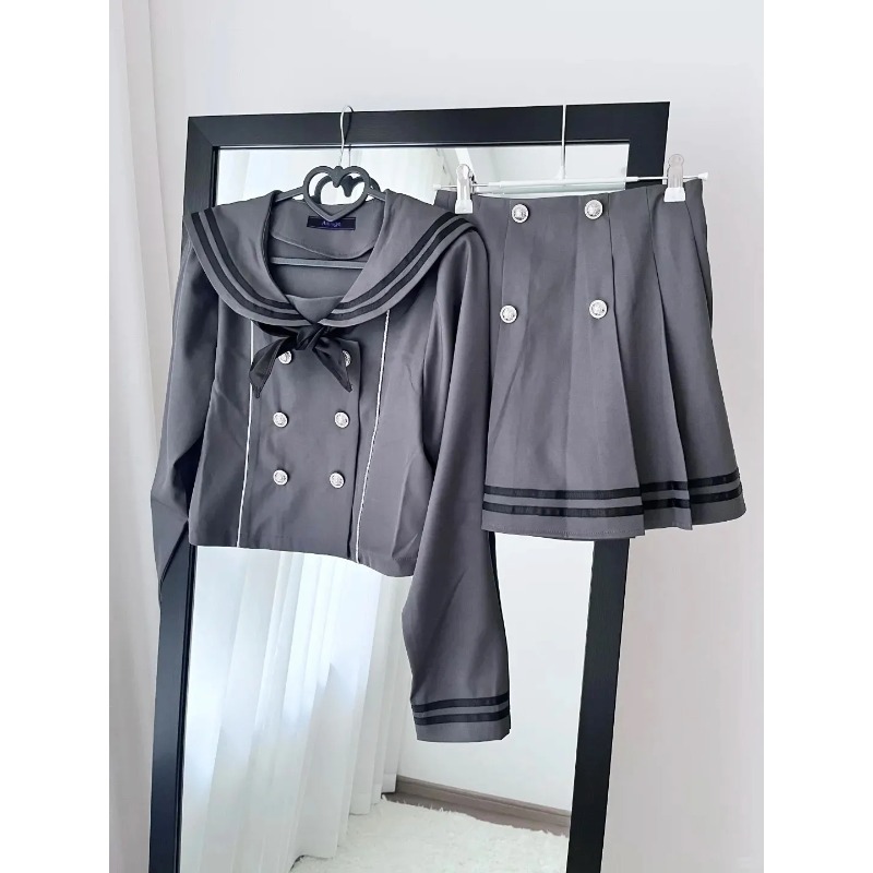 日本のサブカルチャーレトロコスプレ衣装セーラー JK 制服  - Formal Skirt のレビューと価格
